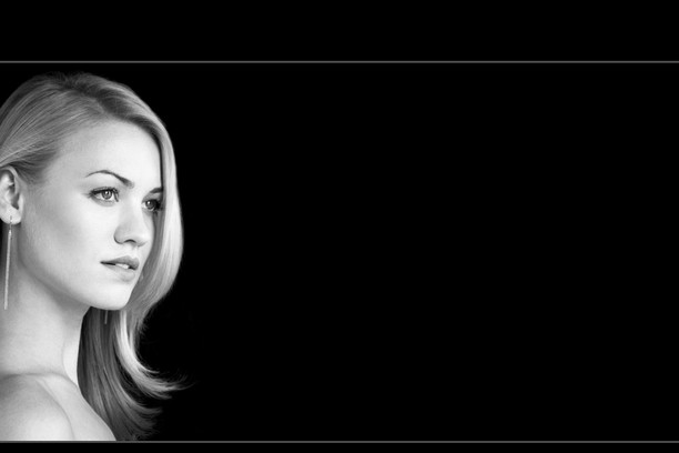 Yvonne wallpaper - Opera add-ons